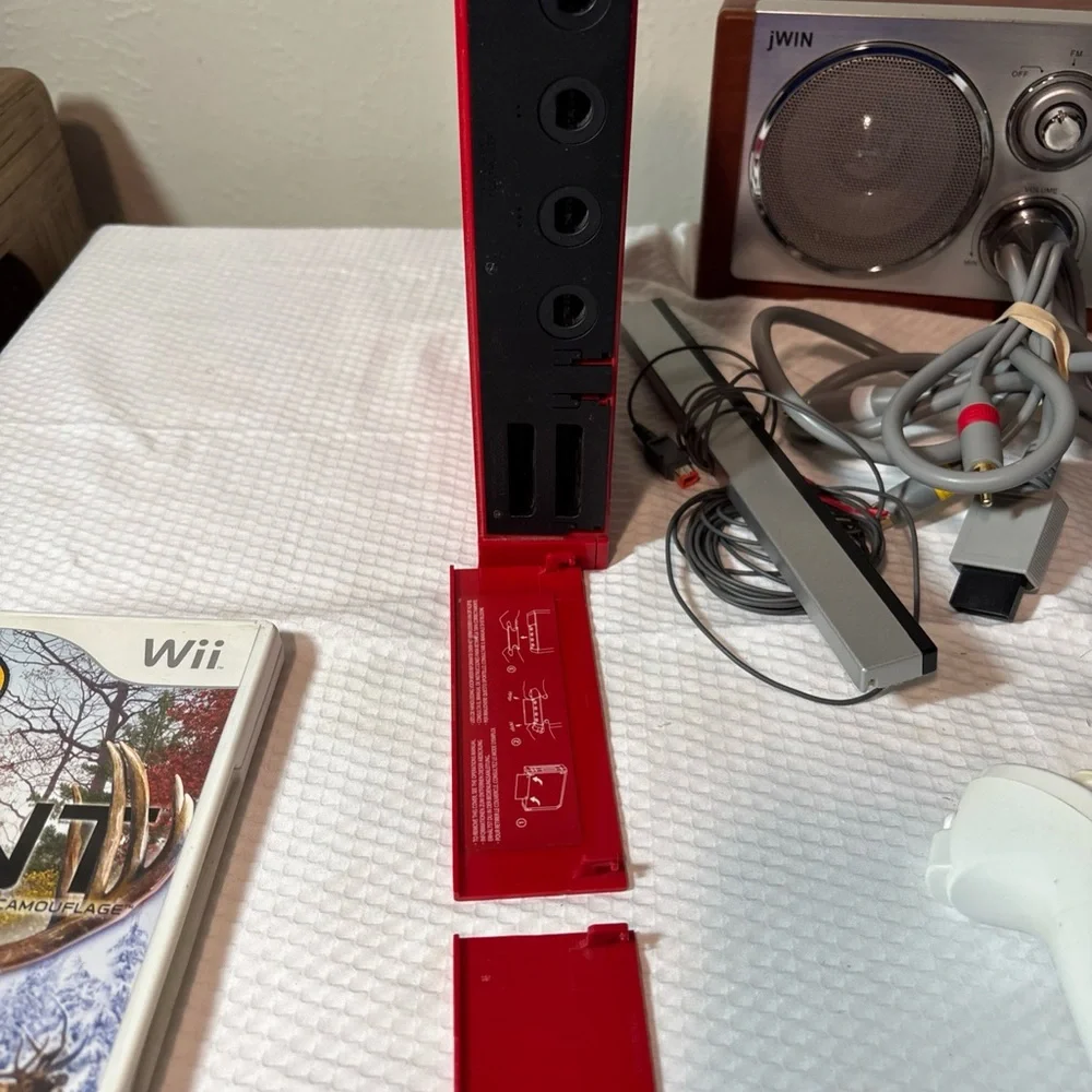Nintendo RVL001 Wii Red Console Zumba, The Hunt, Deal Or No Deal White Nunchucks
